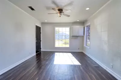 2222 Houston Street, Grand Prairie, TX 75050 - Photo 7