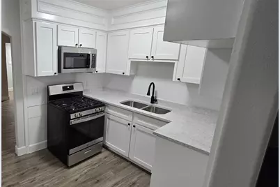 405 6th Street, Grand Prairie, TX 75051 - Photo 5