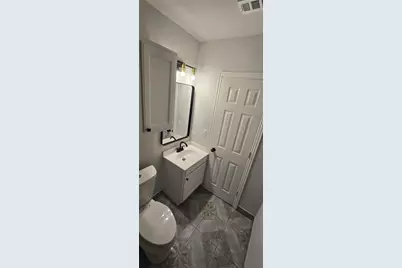 405 6th Street, Grand Prairie, TX 75051 - Photo 9