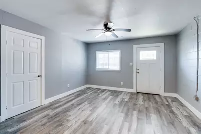 3332 Rutledge Street, Dallas, TX 75215 - Photo 9