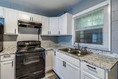 3332 Rutledge Street, Dallas, TX 75215 - Photo 7