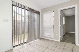 1437 Brook Meadow Cir, Lancaster, TX 75134 - Photo 11