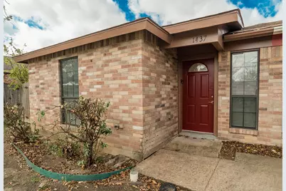1437 Brook Meadow Circle, Lancaster, TX 75134 - Photo 3