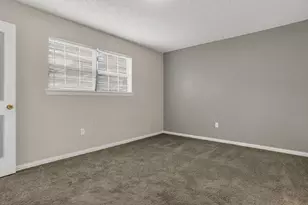 1437 Brook Meadow Cir, Lancaster, TX 75134 - Photo 17