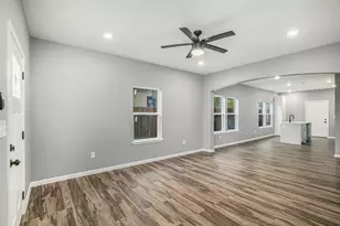 1615 E Hattie St, Fort Worth, TX 76104 - Photo 5