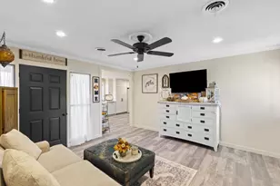 1829 N Main St, Weatherford, TX 76085 - Photo 7