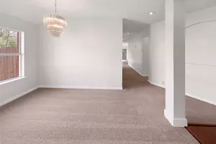 818 Creekside Dr, Glenn Heights, TX 75154 - Photo 7