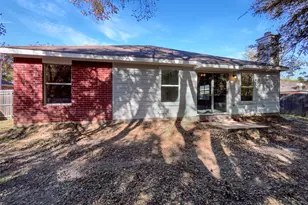 818 Creekside Dr, Glenn Heights, TX 75154 - Photo 15