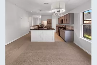 818 Creekside Drive, Glenn Heights, TX 75154 - Photo 3