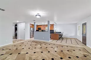 614 Pondview Dr, Cedar Hill, TX 75104 - Photo 11