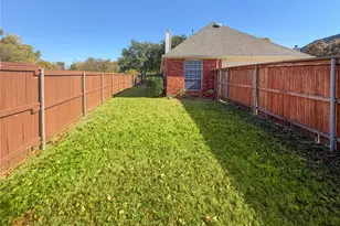 8457 Grand Canyon Dr, Plano, TX 75025 - Photo 17