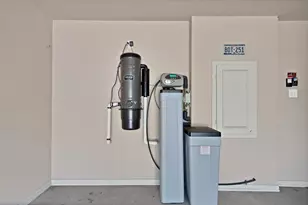 7315 Comal Dr, Irving, TX 75039 - Photo 27