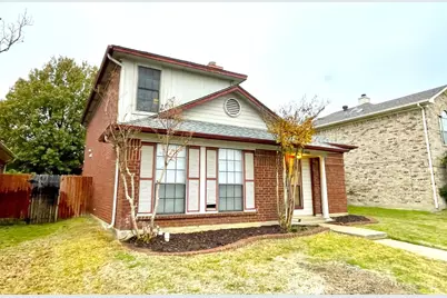 2919 Sunset Point Lane, Carrollton, TX 75007 - Photo 3