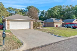 351 River Oaks Ln, Canton, TX 75103 - Photo 27