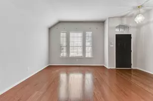 5804 Legend Ln, The Colony, TX 75056 - Photo 9