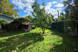 140 Meadowbrook St, Robinson, TX 76706 - Photo 35