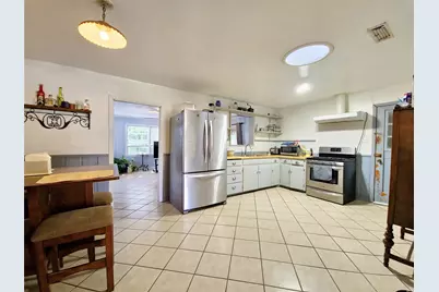 140 Meadowbrook Street, Robinson, TX 76706 - Photo 21