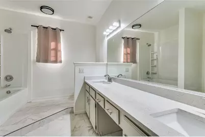 2634 Encina, Irving, TX 75038 - Photo 11