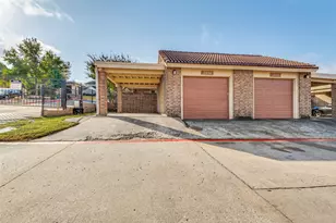 2634 Encina, Irving, TX 75038 - Photo 1