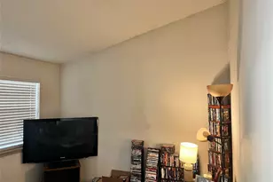 303 Elliott St, Arlington, TX 76013 - Photo 11