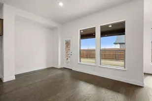 1813 Golden Mdw Ct, Cleburne, TX 76033 - Photo 7