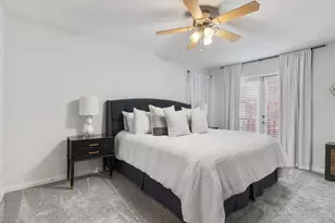 7510 Holly Hill Dr, Dallas, TX 75231 - Photo 17