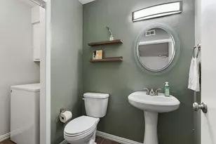 7510 Holly Hill Dr, Dallas, TX 75231 - Photo 13