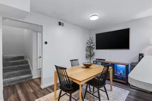 7510 Holly Hill Dr, Dallas, TX 75231 - Photo 9