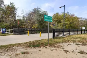 7510 Holly Hill Dr, Dallas, TX 75231 - Photo 25