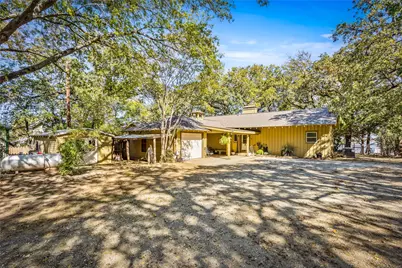 916 Kimbrough Road, Azle, TX 76020 - Photo 7