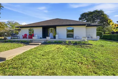 7924 Londonderry Drive, North Richland Hills, TX 76182 - Photo 3