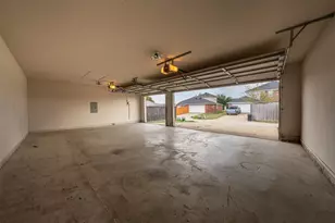 3200 Elmwood Dr, Mesquite, TX 75181 - Photo 35