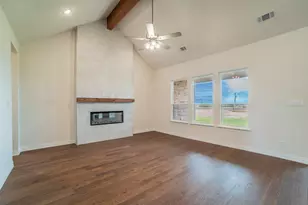 221 Marie Ln, Waxahachie, TX 75167 - Photo 3