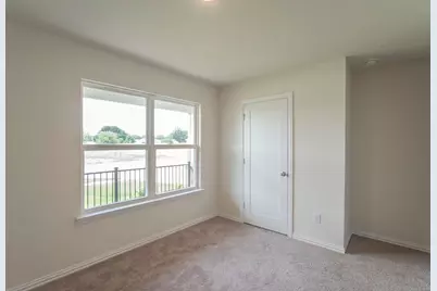 422 Rose Avenue, Cleburne, TX 76033 - Photo 11