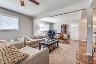 1223 E Windsor Dr, Denton, TX 76209 - Photo 9