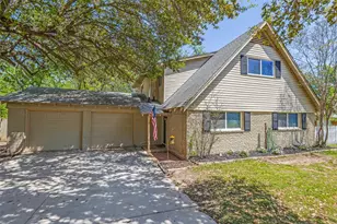 1223 E Windsor Dr, Denton, TX 76209 - Photo 1