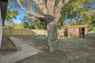 820 Belltower Drive, Irving, TX 75061 - Photo 21