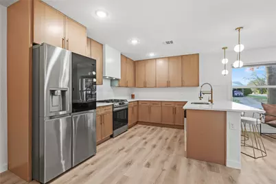 820 Belltower Drive, Irving, TX 75061 - Photo 9