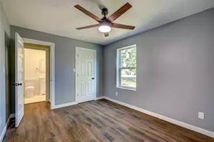 520 N 1st St, Point, TX 75472 - Photo 19