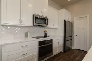 1577 Saylee Ln, Burleson, TX 76028 - Photo 15