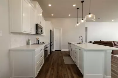 1577 Saylee Lane, Burleson, TX 76028 - Photo 13