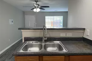 4005 Preferred Pl, Dallas, TX 75237 - Photo 11