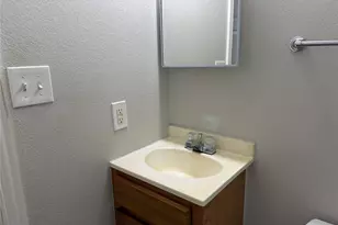 4005 Preferred Pl, Dallas, TX 75237 - Photo 7