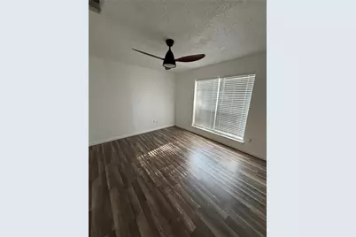 300 Bluegrass Lane, Euless, TX 76039 - Photo 9