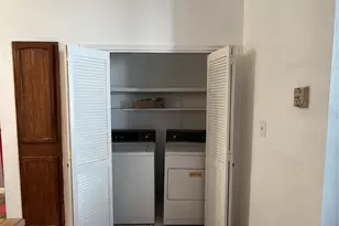 300 Bluegrass Ln, Euless, TX 76039 - Photo 13