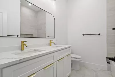 726 Pangburn, Grand Prairie, TX 75051 - Photo 9
