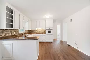 2025 Cedar St, Paris, TX 75460 - Photo 9