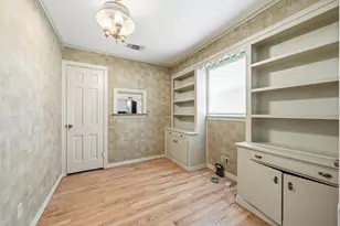 302 Carr St, Hillsboro, TX 76645 - Photo 15