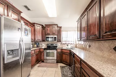 250 Sugarberry Avenue, Abilene, TX 79602 - Photo 5