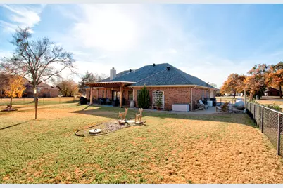 1321 Kiowa Drive E, Lake Kiowa, TX 76240 - Photo 35